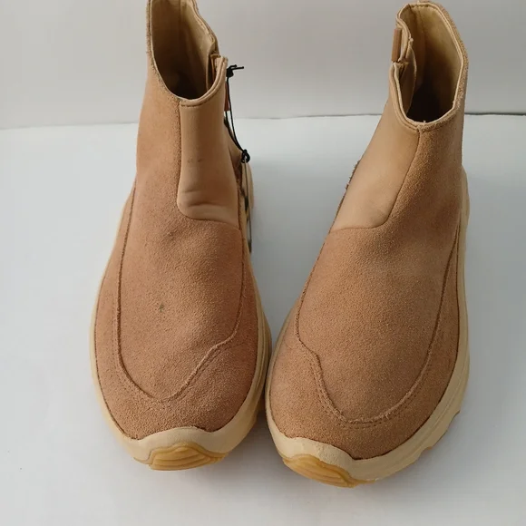 Sorel Womens Kinetic Breakthru Acadia Wateroroof Camel Sneaker Boot Sizs 10.5 - Picture 2 of 14